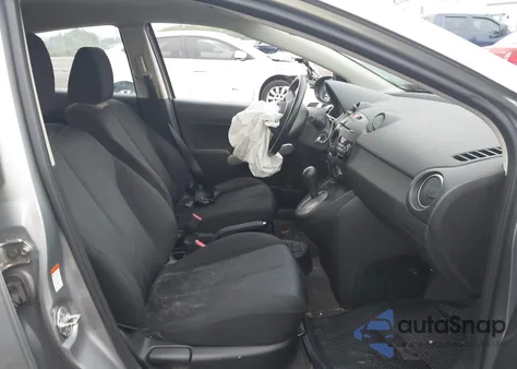 2011 Mazda Mazda2 Sport z USA, uszkodzony, nr VIN JM1DE1HZXB0130124